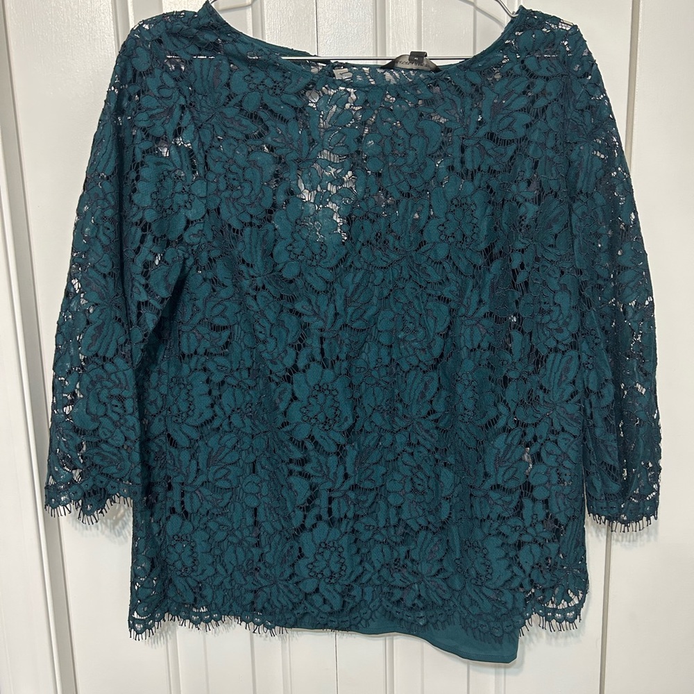 Banana Republic lace top